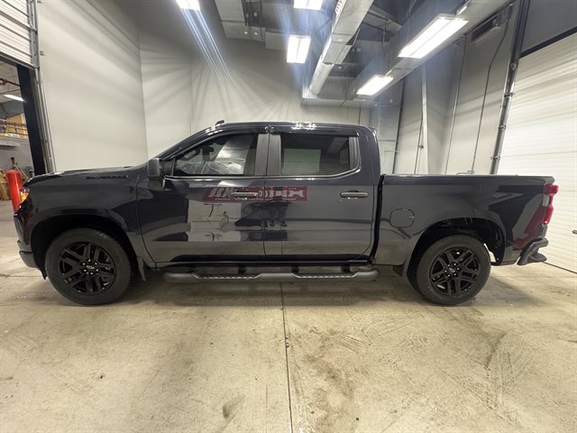 Used 2023 Chevrolet Silverado 1500 Custom w/ LPO, Dark Essentials Package image 4