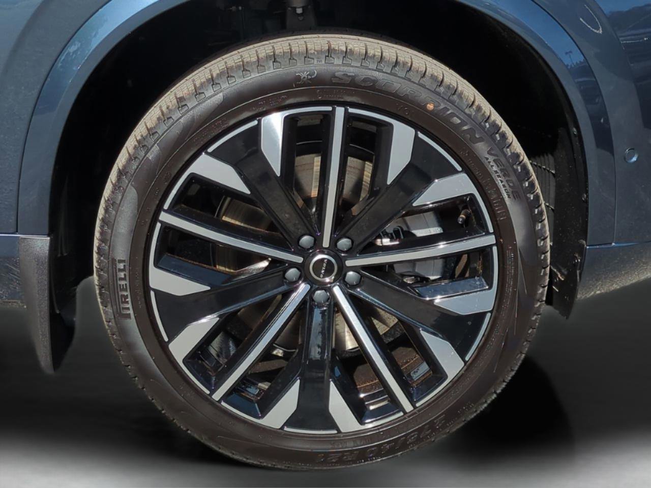 New 2026 Volvo XC90 T8 Ultra image 11