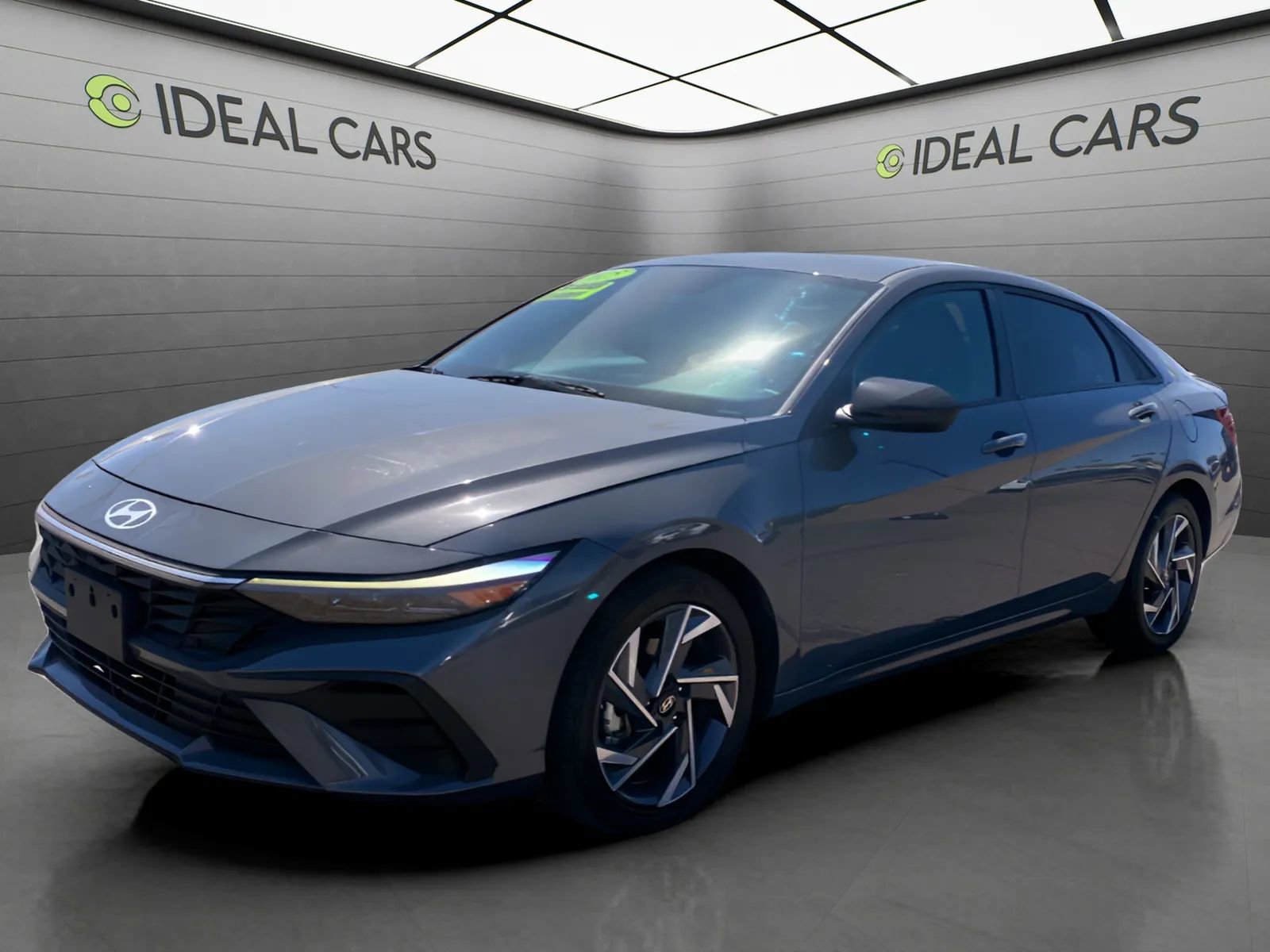 Used 2025 Hyundai Elantra Sport FWD image 1