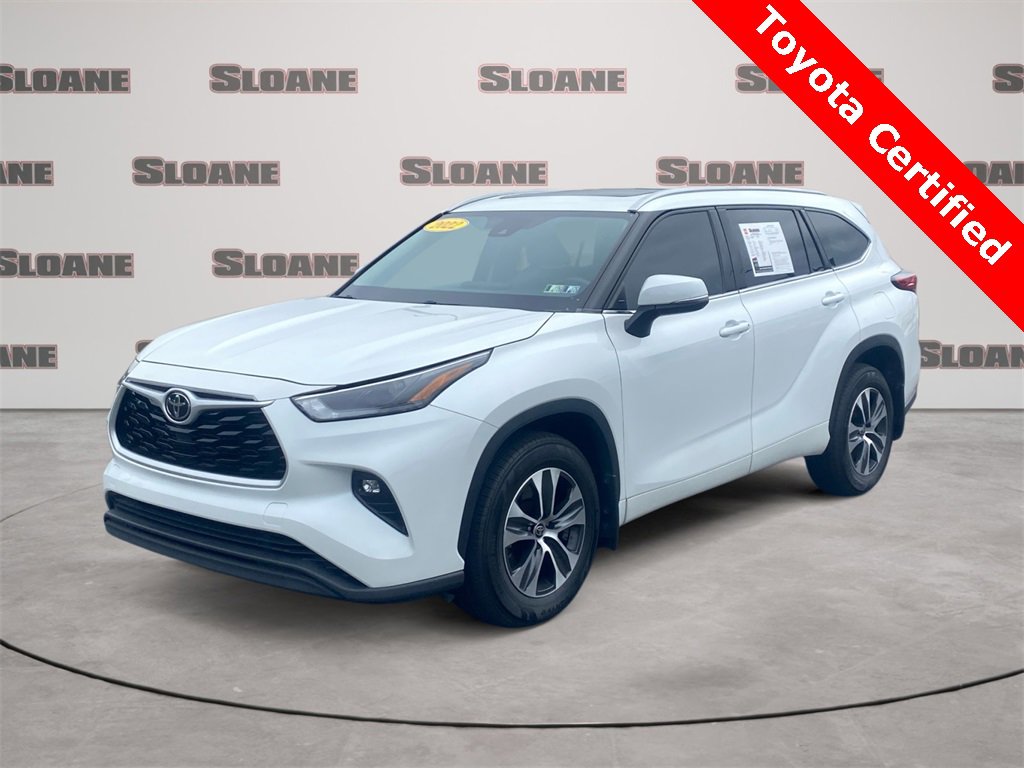 Used 2022 Toyota Highlander XLE