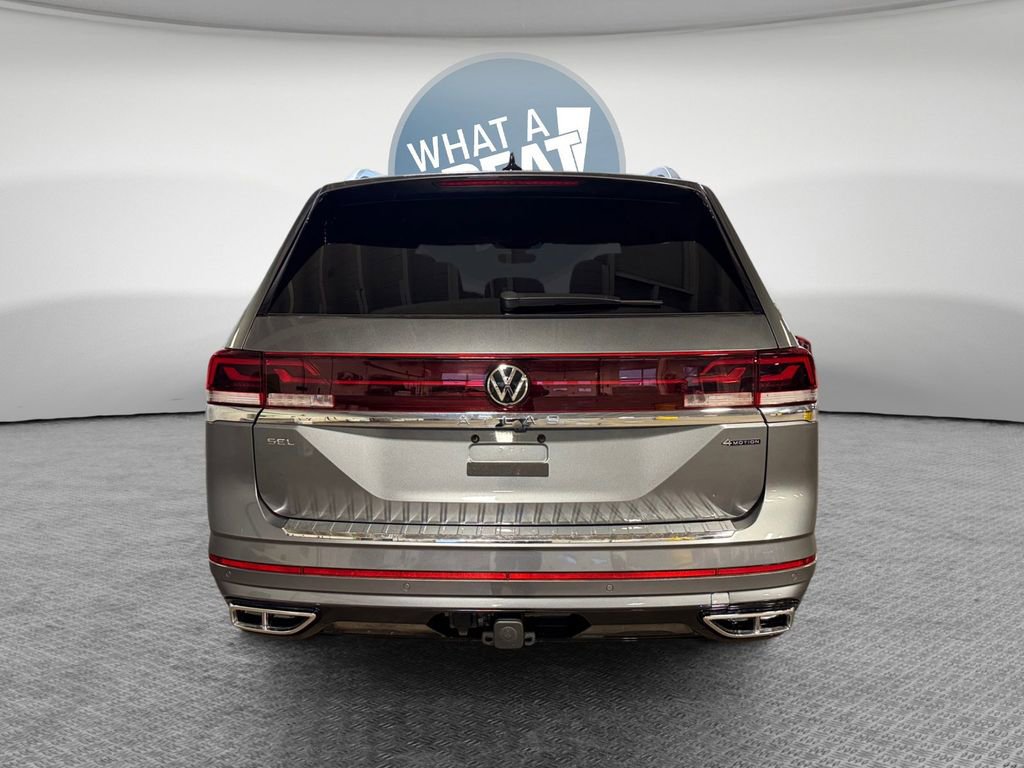 Used 2024 Volkswagen Atlas SEL Premium R-Line image 5