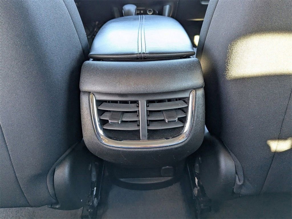 Used 2023 Chevrolet Malibu LT image 33