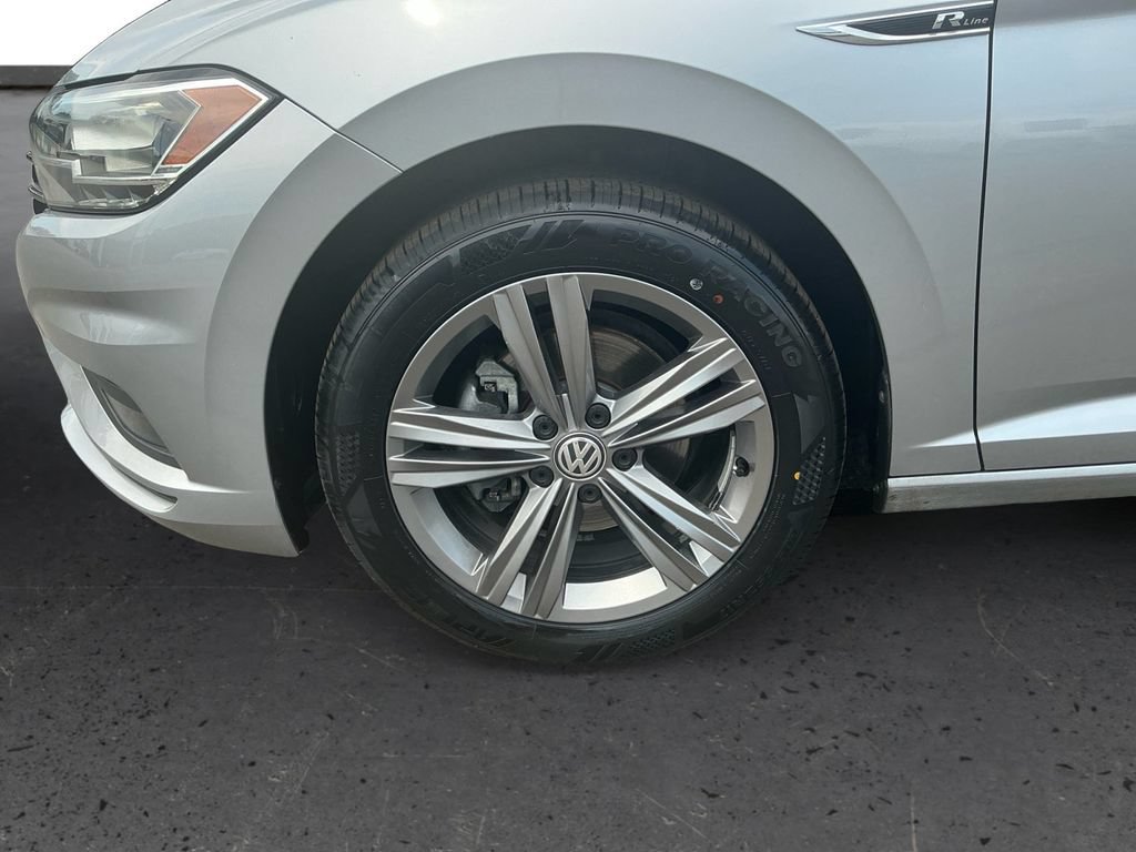 Used 2019 Volkswagen Jetta R-Line w/ R-Line Cold Weather Package FWD image 13