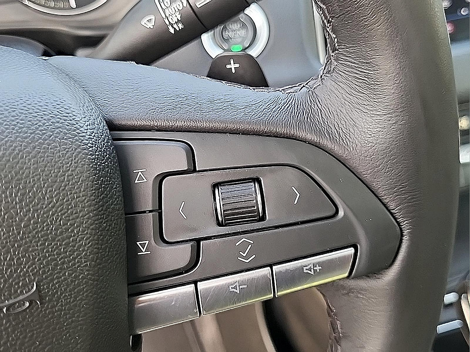 Used 2023 Cadillac XT4 Premium Luxury w/ Sun And Sound Package AWD/4WD image 19