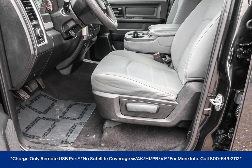 Used 2017 RAM 1500 Express w/ Black Ram 1500 Express Group AWD/4WD image 19