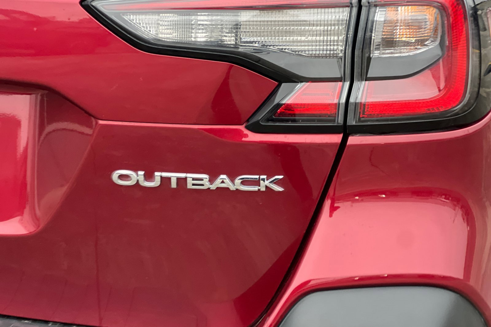 Used 2024 Subaru Outback Premium image 23