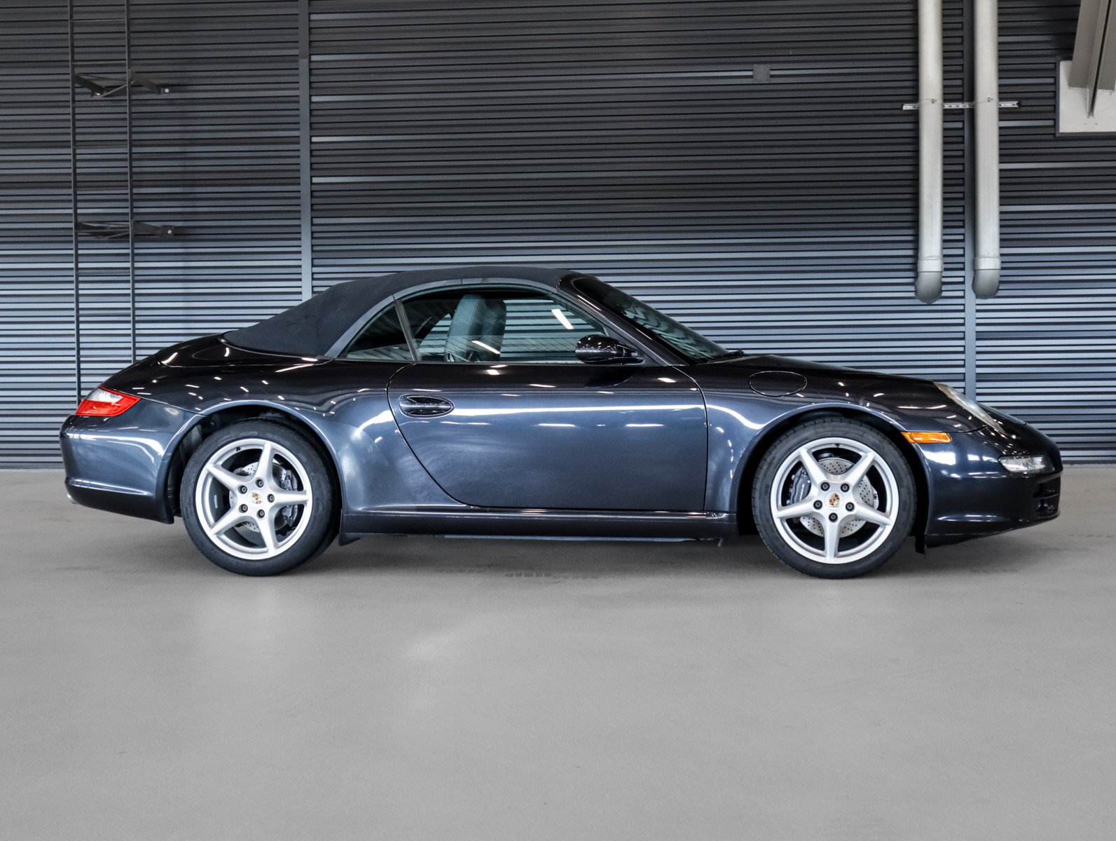 Used 2006 Porsche 911 Carrera RWD image 11