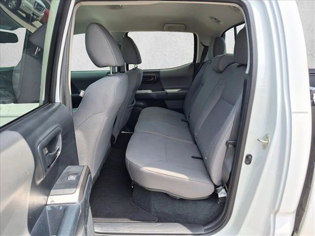 Used 2017 Toyota Tacoma SR5 w/ Tow Package RWD image 20