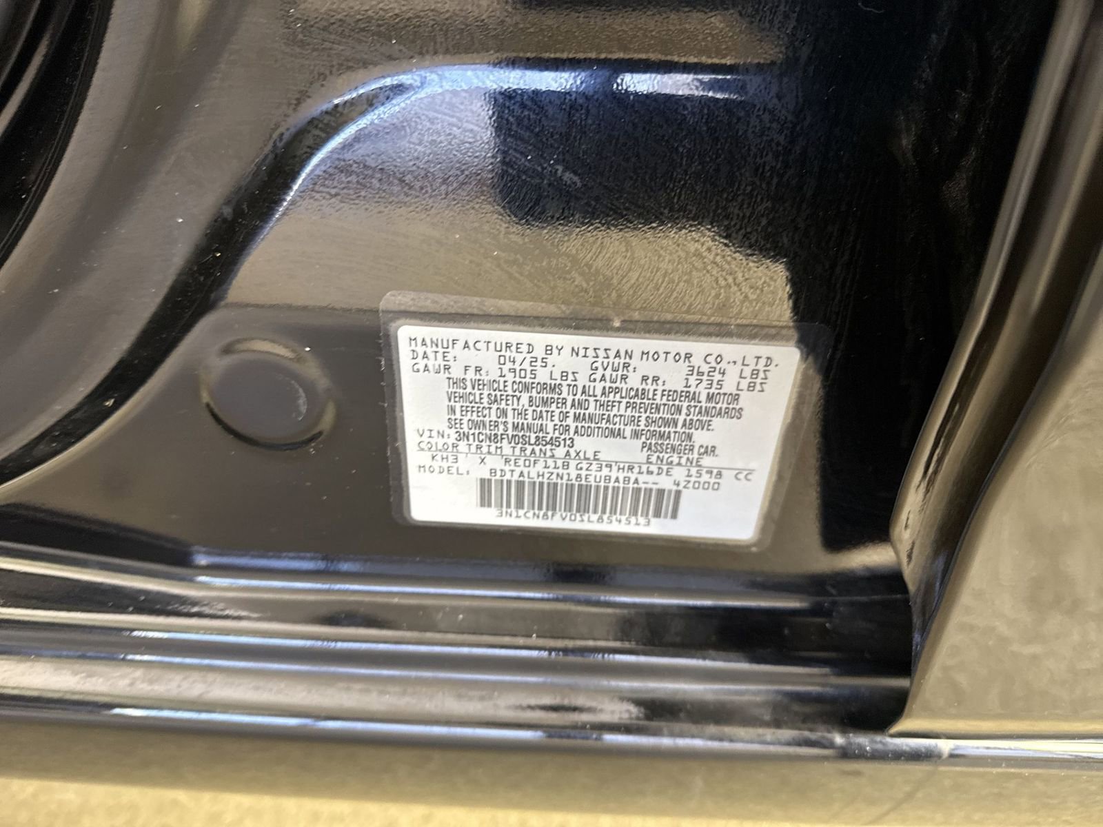 Certified 2025 Nissan Versa SR w/ Trunk Package image 35