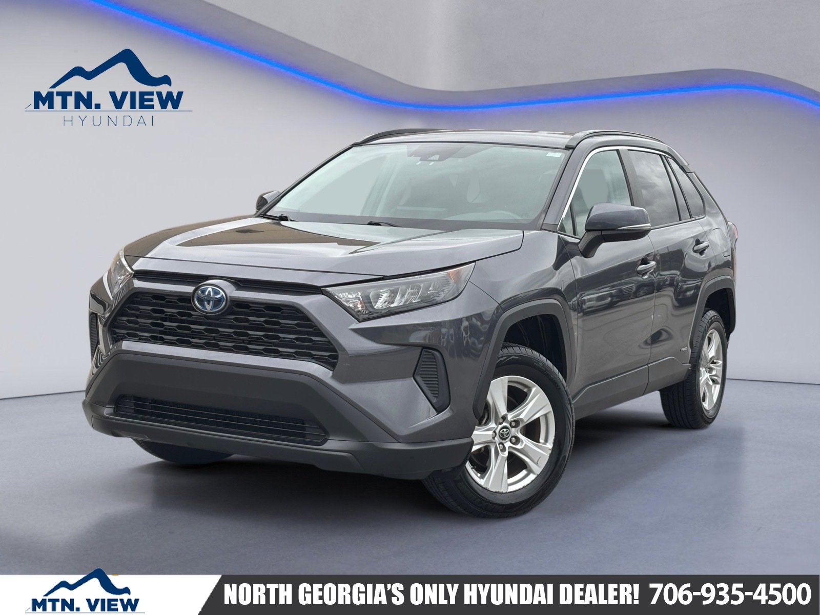 Used 2019 Toyota RAV4 LE w/ Carpet Mat Package