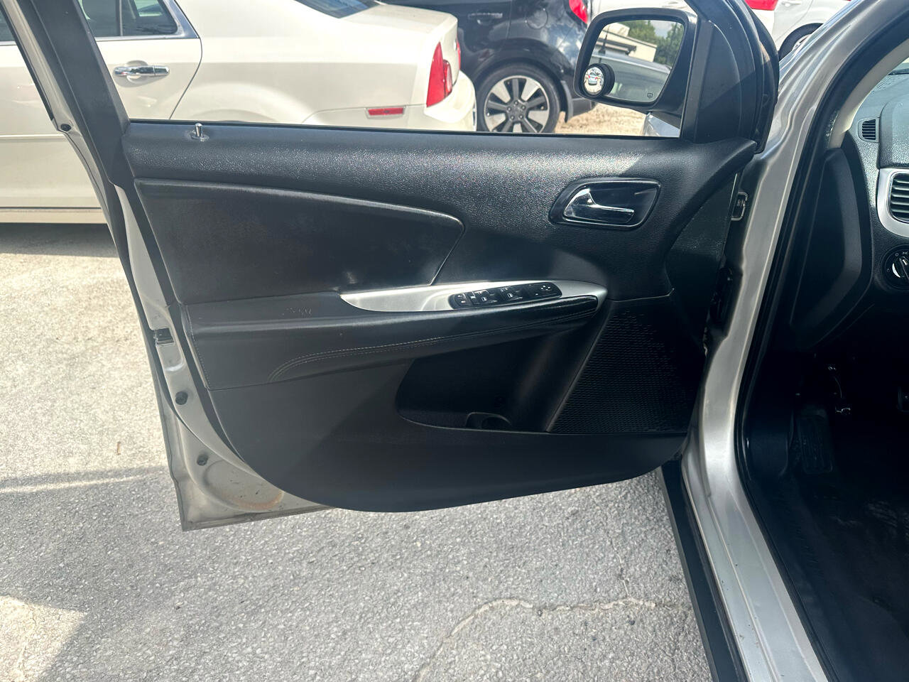 Used 2012 Dodge Journey SXT image 12