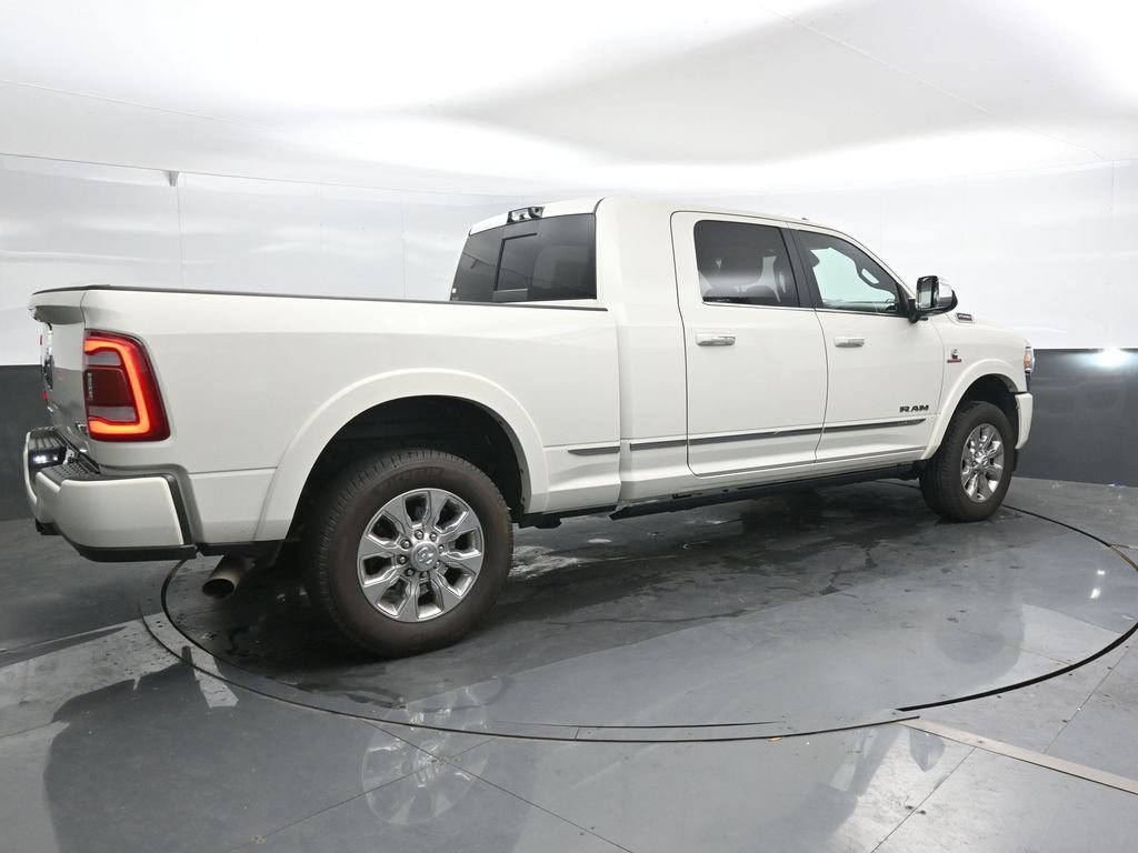 Used 2022 RAM 2500 Limited AWD/4WD image 4