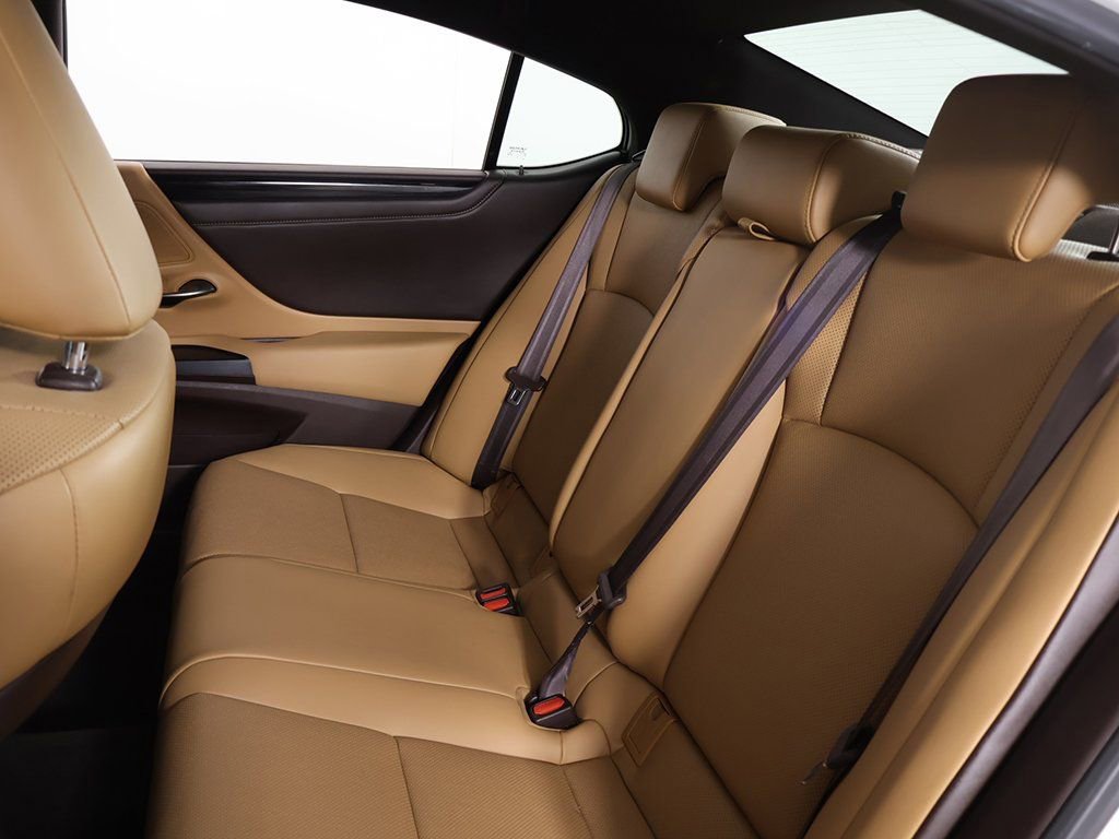 Used 2020 Lexus ES 350 w/ Premium Package image 33