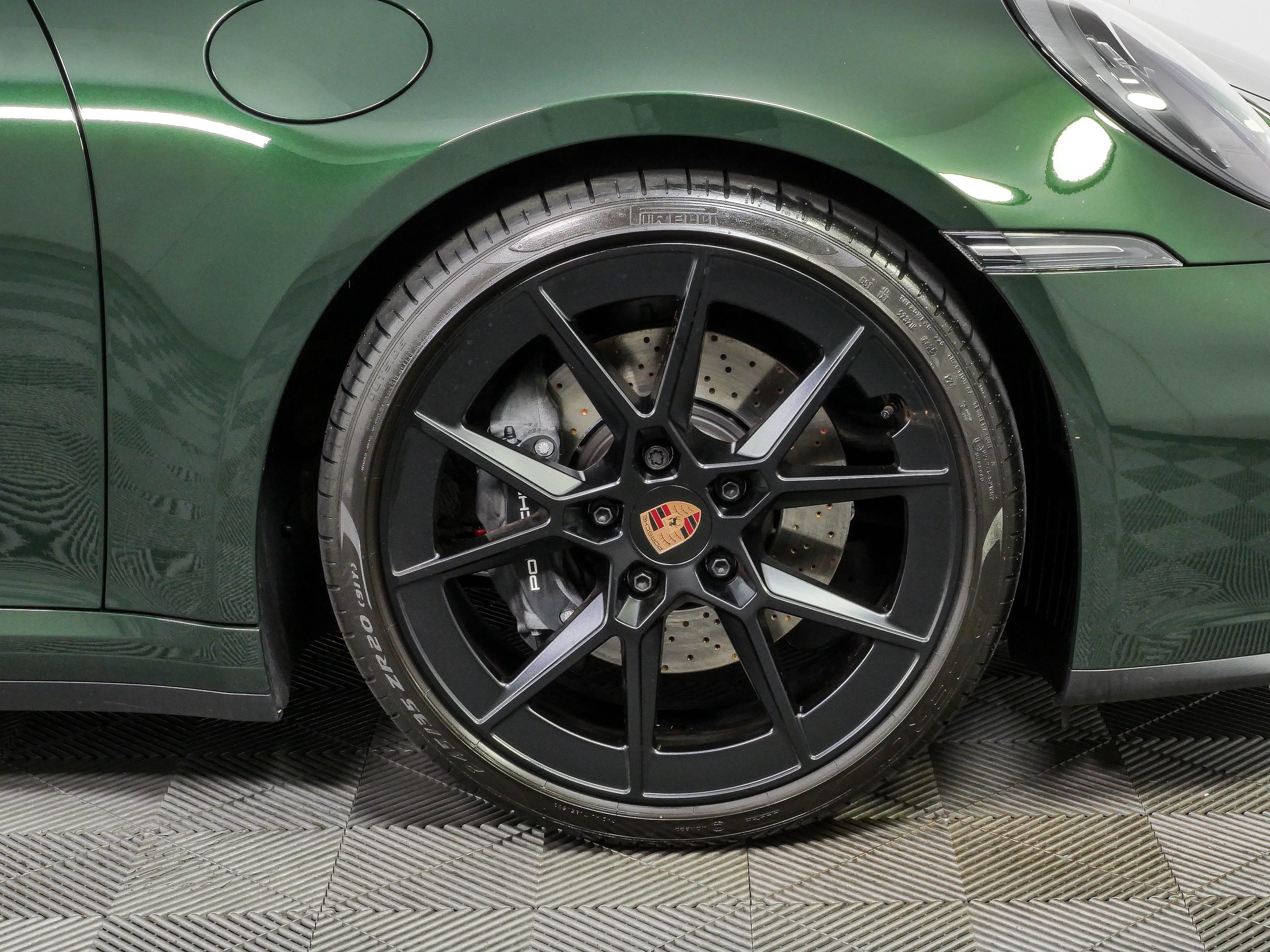 Certified 2026 Porsche 911 Carrera RWD image 37