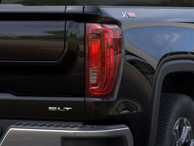 New 2026 GMC Sierra 1500 SLT image 11