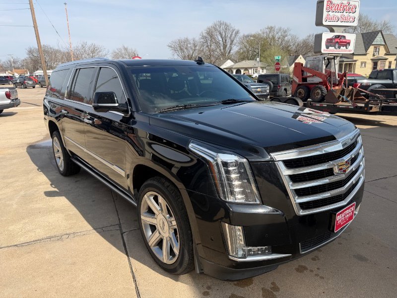 Used 2017 Cadillac Escalade ESV Premium Luxury AWD/4WD image 31
