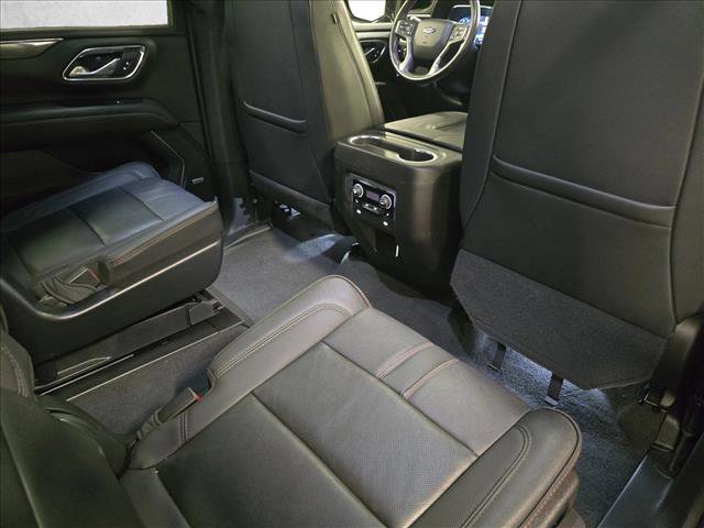 Used 2022 Chevrolet Suburban RST w/ Luxury Package image 11