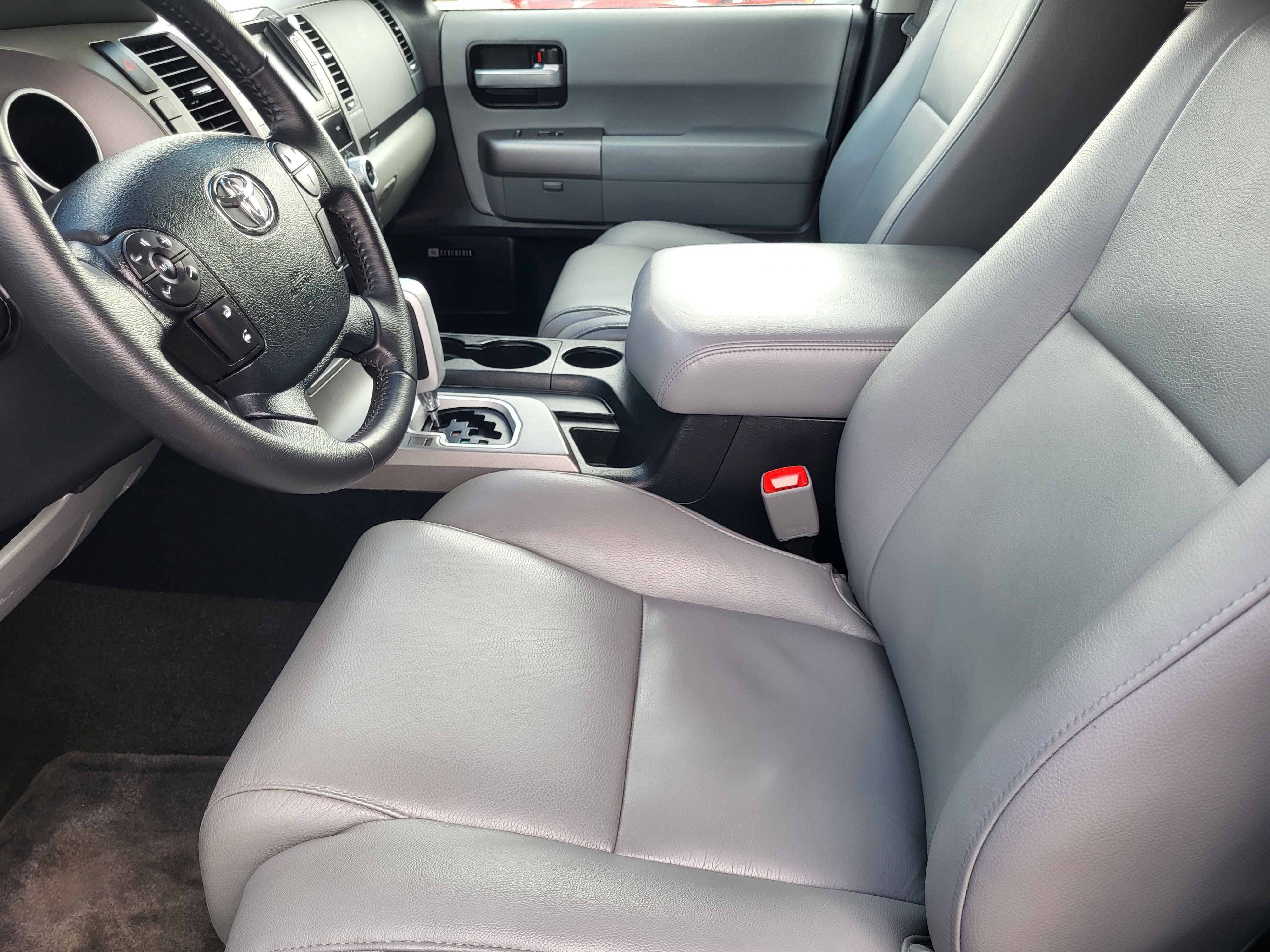 Used 2013 Toyota Sequoia Limited image 10