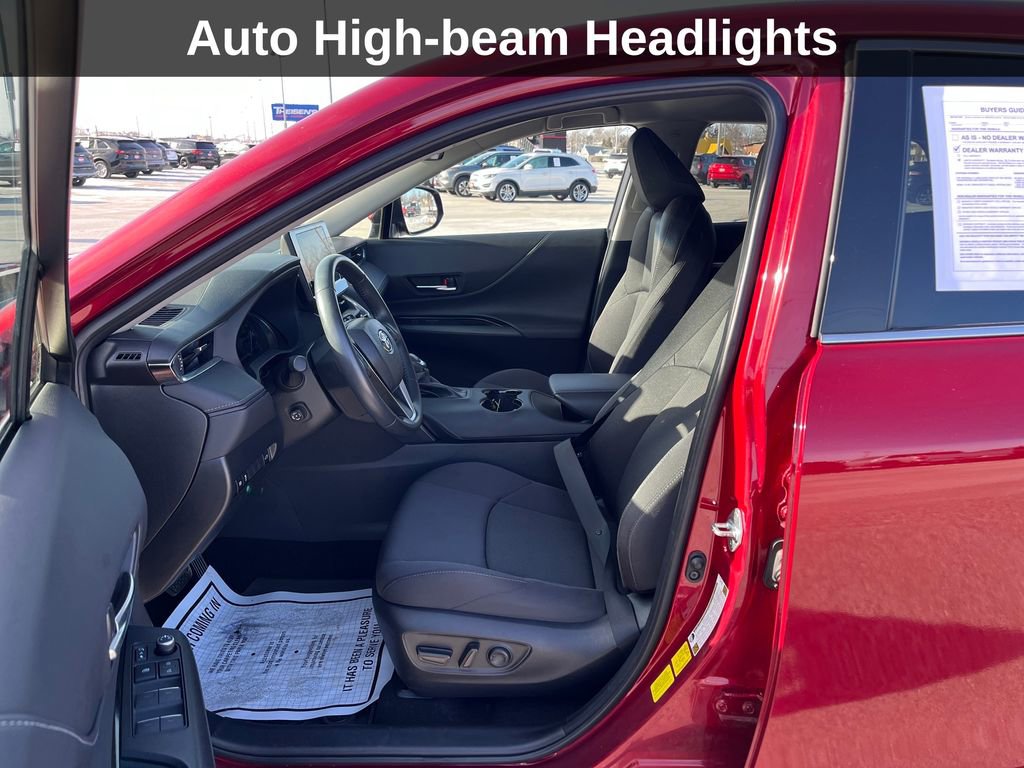 Used 2023 Toyota Venza LE image 12