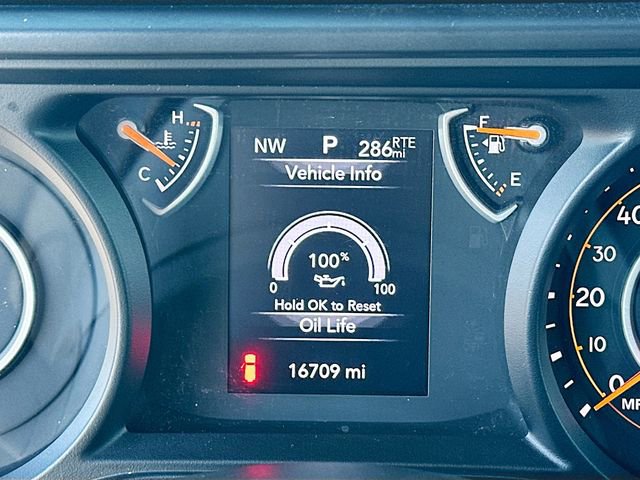 Used 2024 Jeep Wrangler Sport S image 12