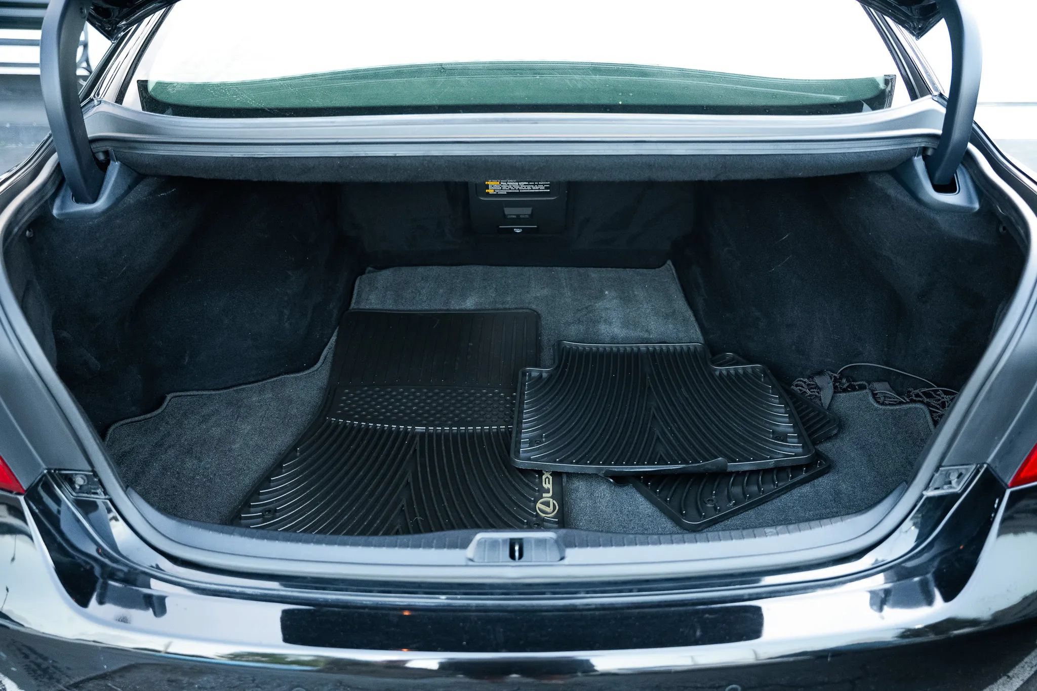 Used 2008 Lexus LS 460 RWD image 35