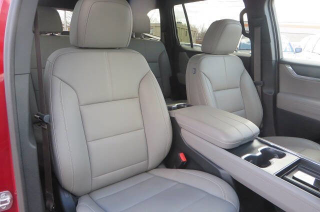 Used 2024 GMC Acadia Elevation image 45