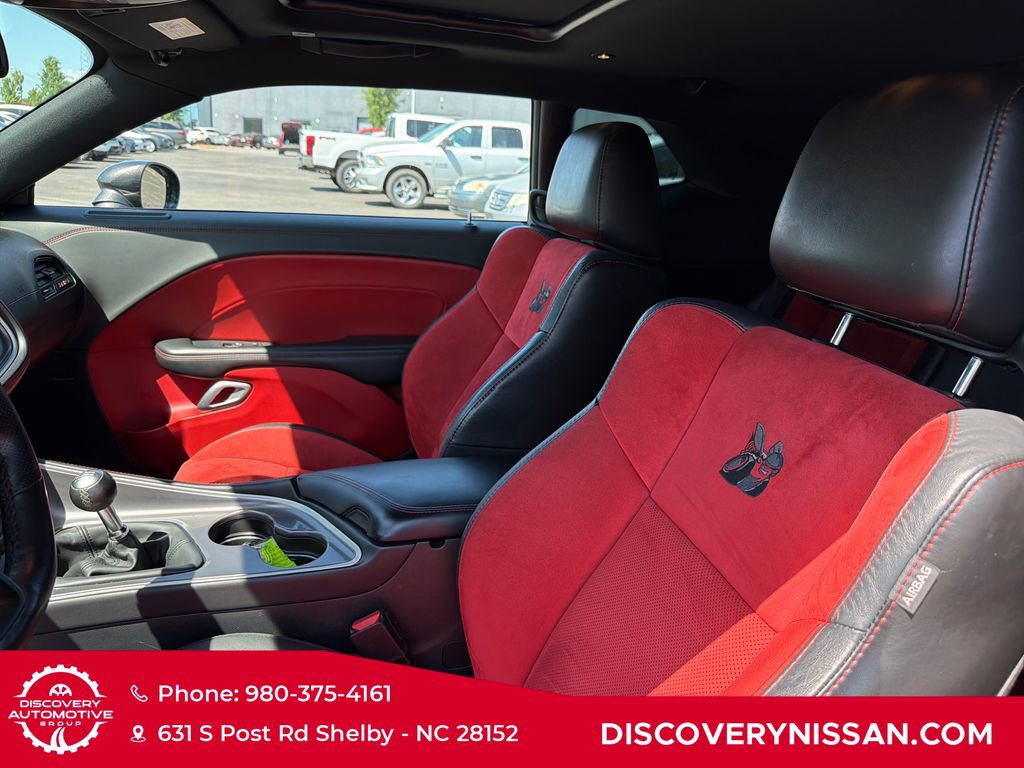 Used 2022 Dodge Challenger R/T Scat Pack w/ Dynamics Package RWD image 15