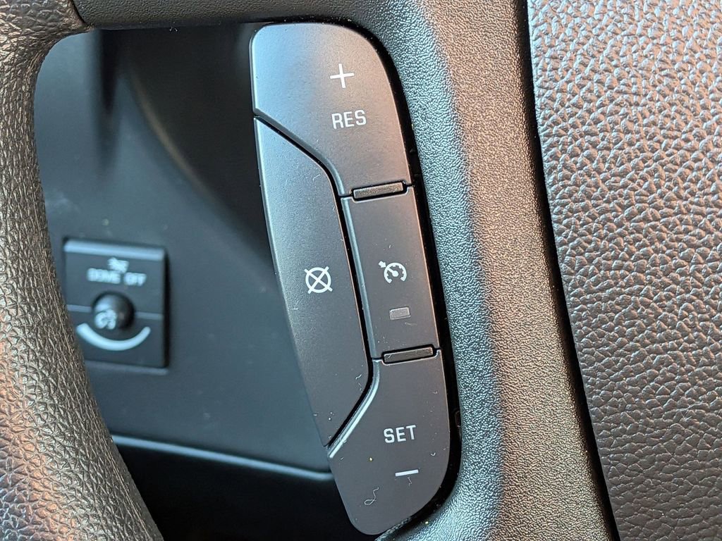 Used 2025 Chevrolet Express 3500 LT w/ LT Preferred Equipment Group RWD image 13