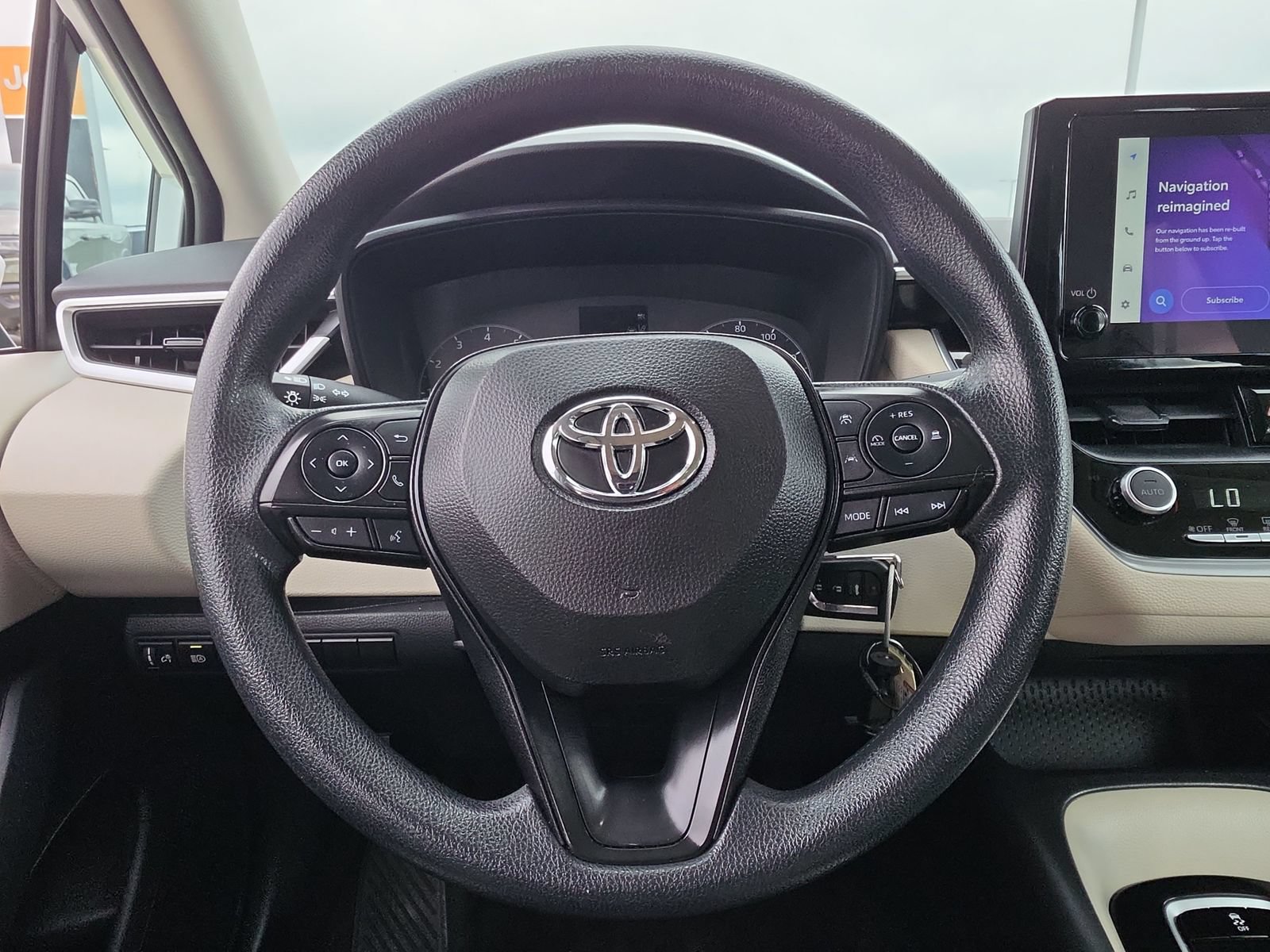 Used 2024 Toyota Corolla LE FWD image 14