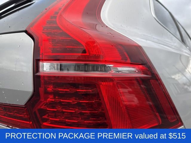 Used 2018 Volvo XC60 T6 Inscription w/ Luxury Seat Package image 13