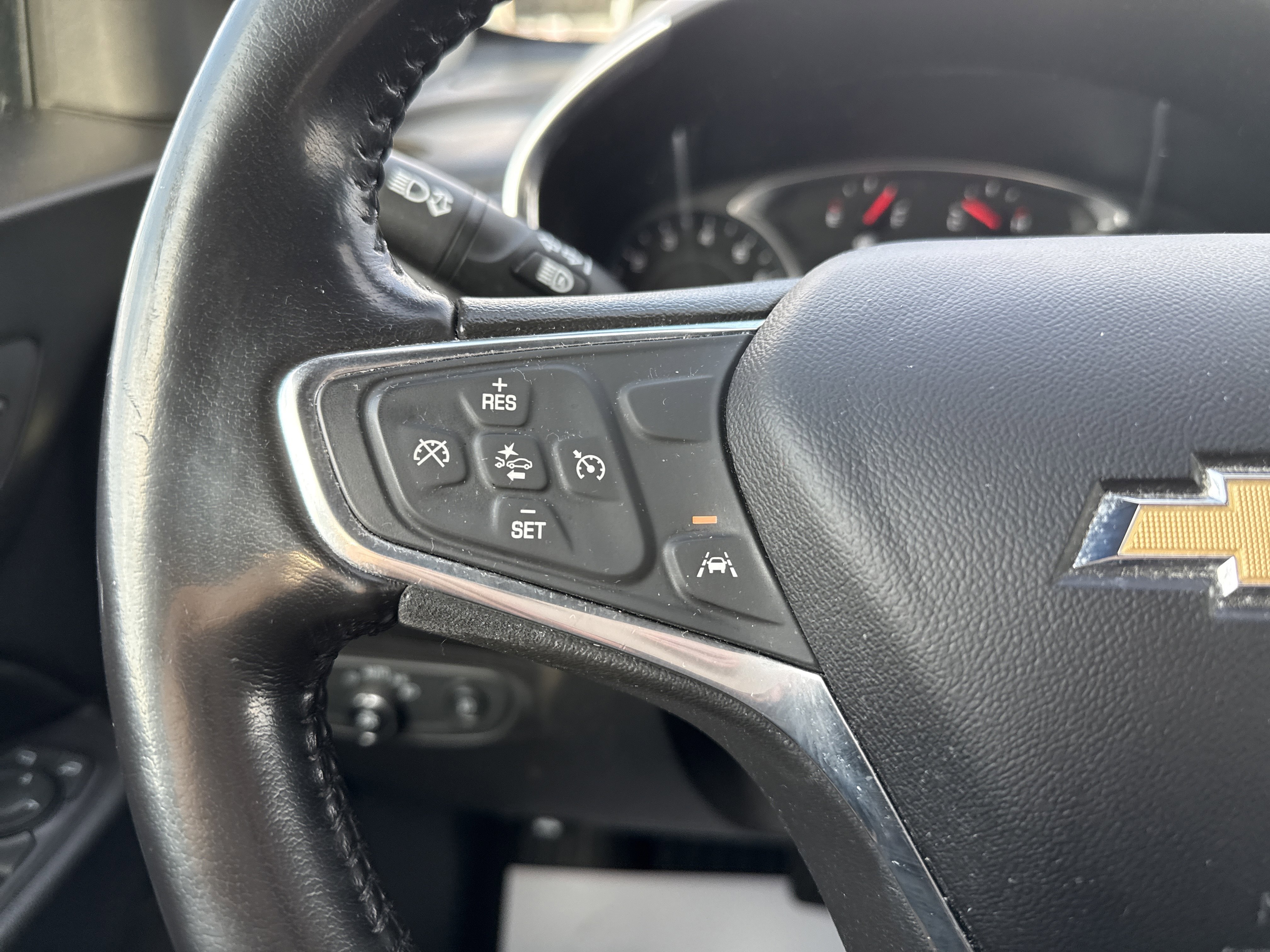 Used 2020 Chevrolet Equinox LT image 12