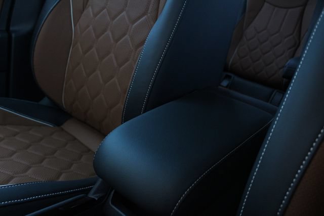 New 2026 Volkswagen Tiguan SEL R-Line AWD/4WD image 19