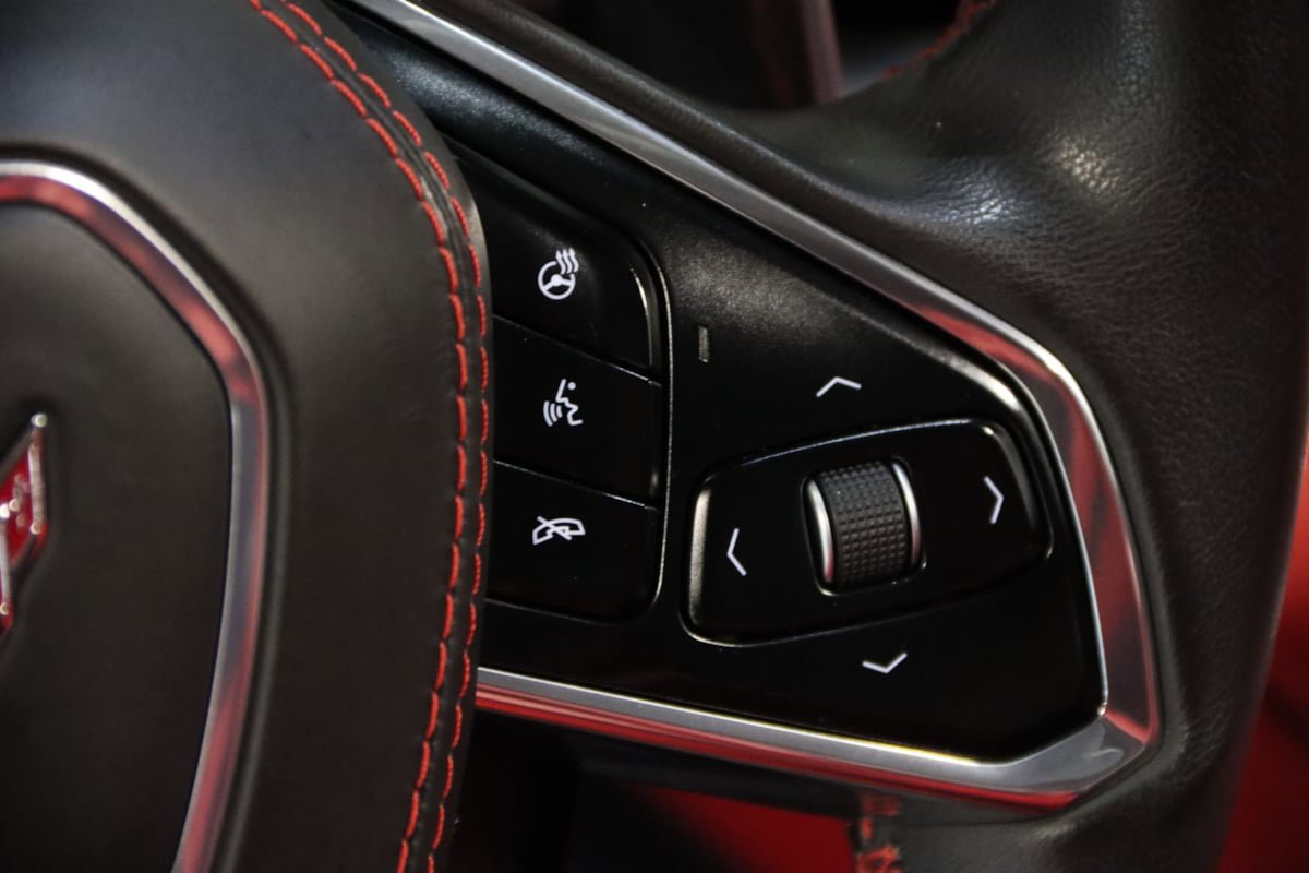 Used 2024 Chevrolet Corvette Stingray Premium Conv w/ Z51 Performance Package RWD image 18
