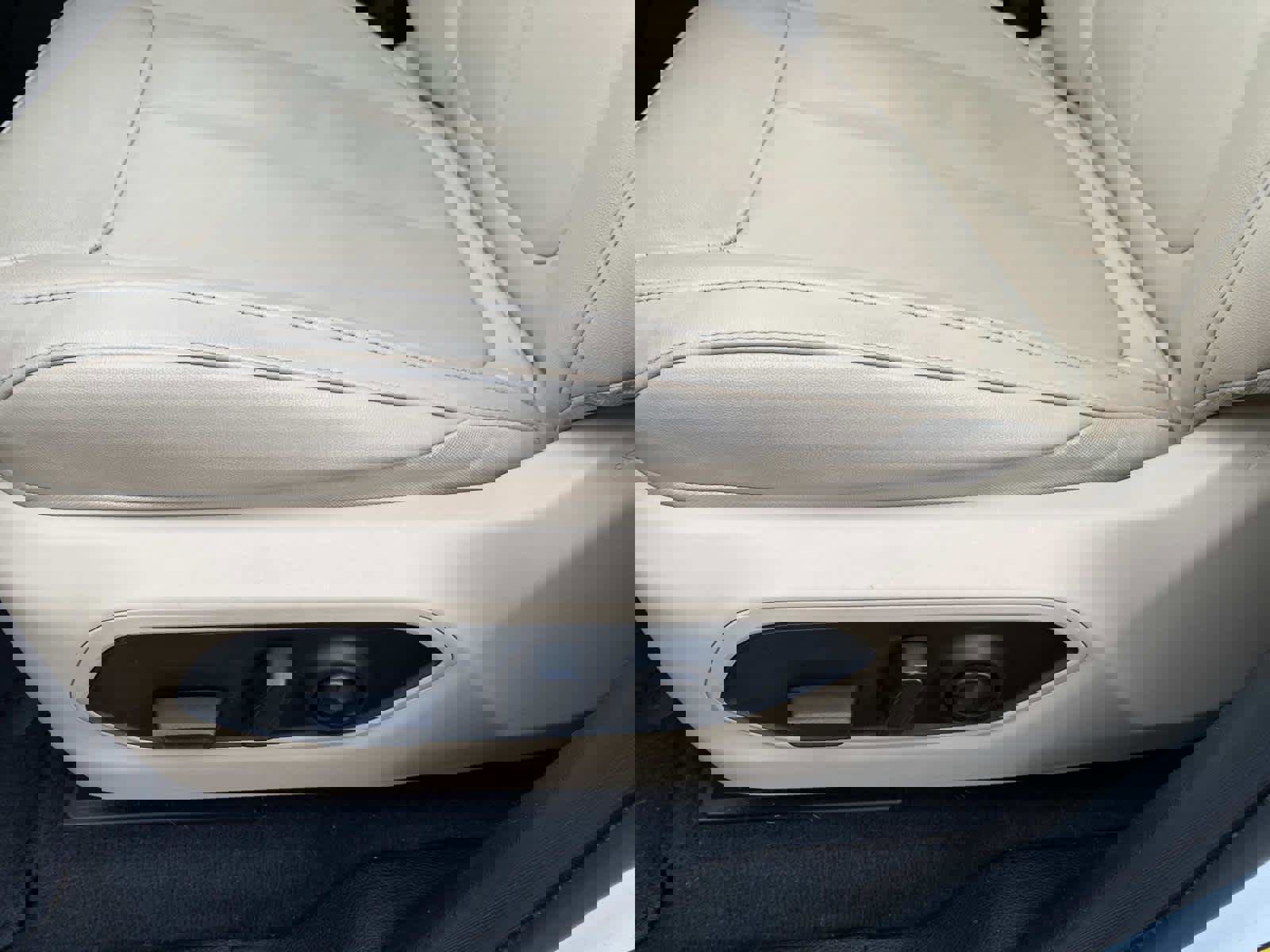 Certified 2022 Jeep Grand Cherokee L Limited image 21