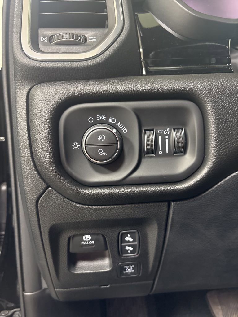 New 2026 RAM 1500 Laramie w/ Night Edition image 11