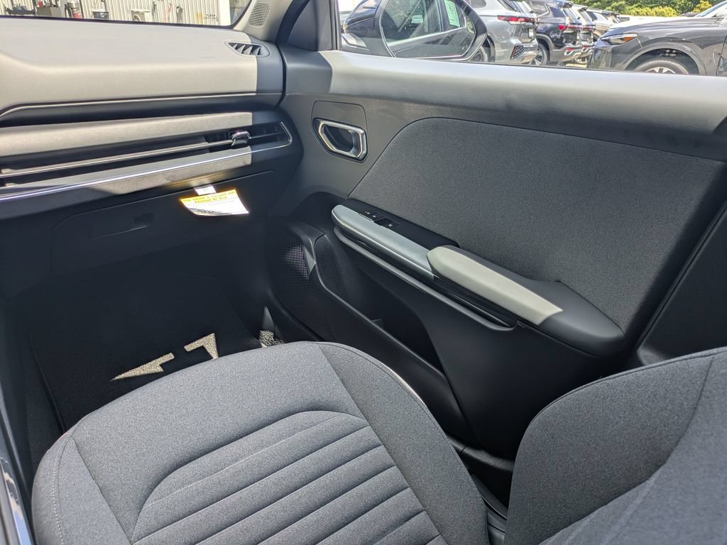 Used 2025 Kia K4 EX FWD image 16