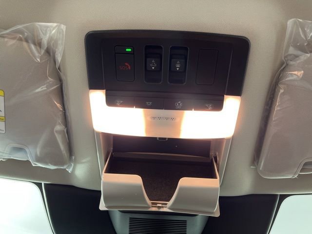 New 2026 Nissan Pathfinder Platinum image 35