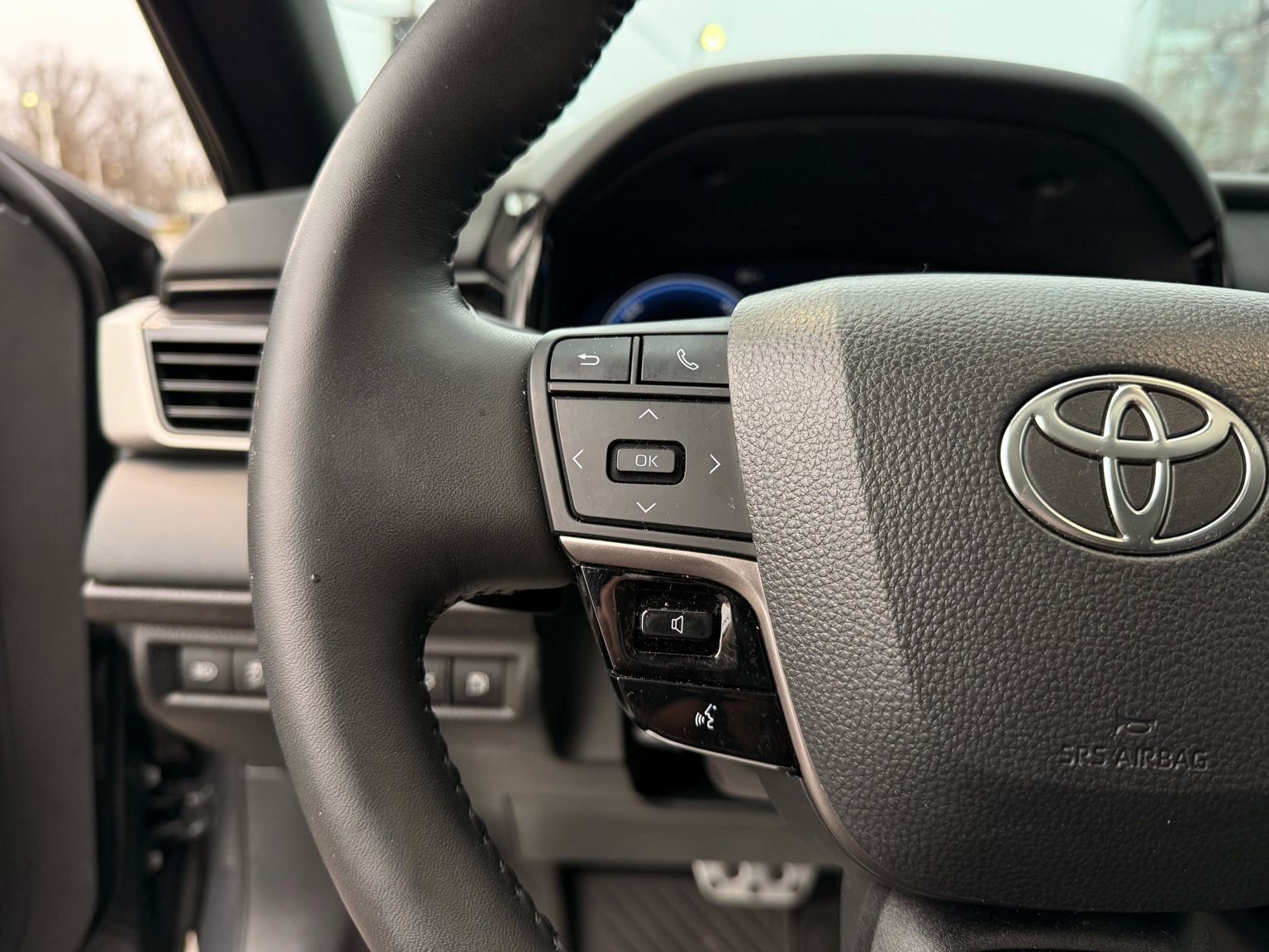 Used 2025 Toyota Camry XSE image 51