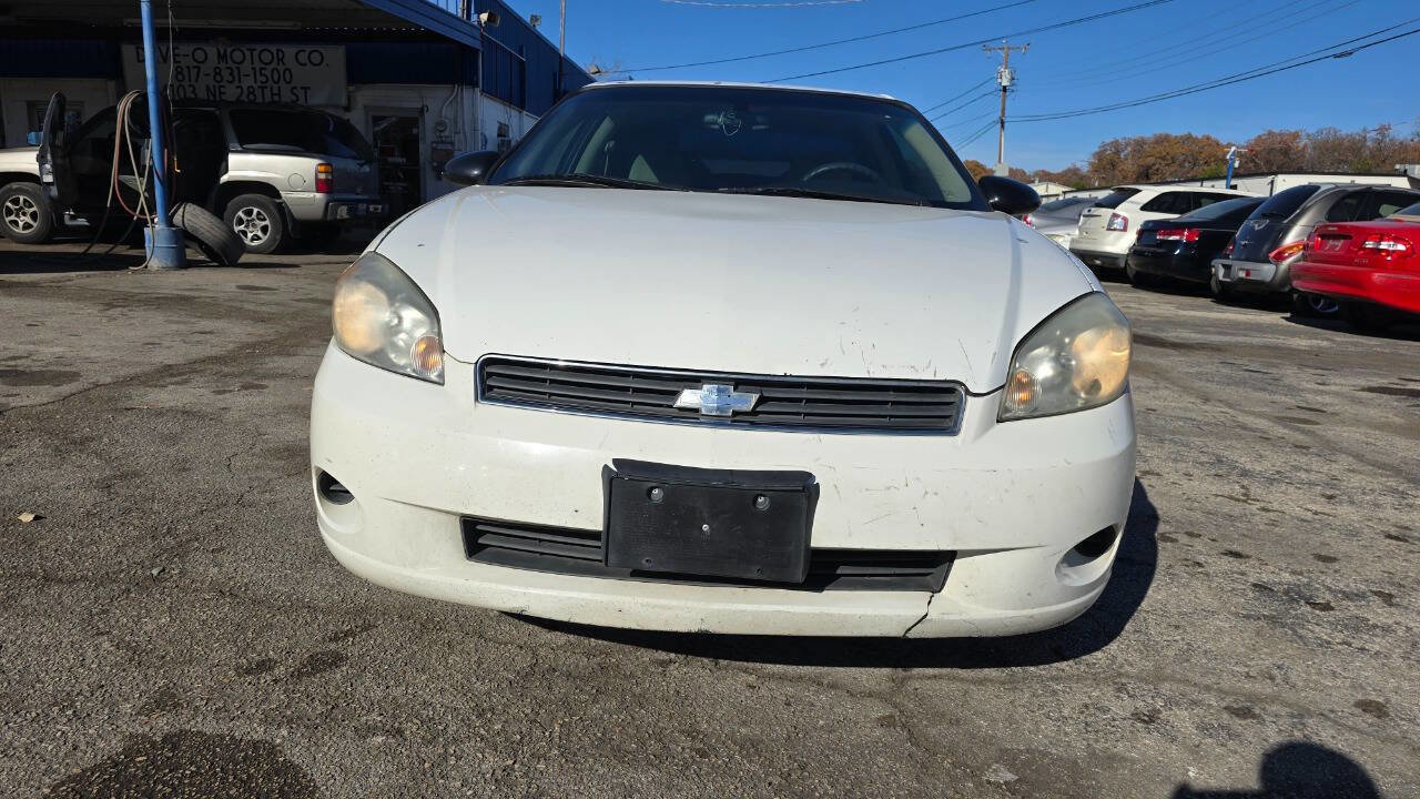 Used 2006 Chevrolet Monte Carlo LS image 4