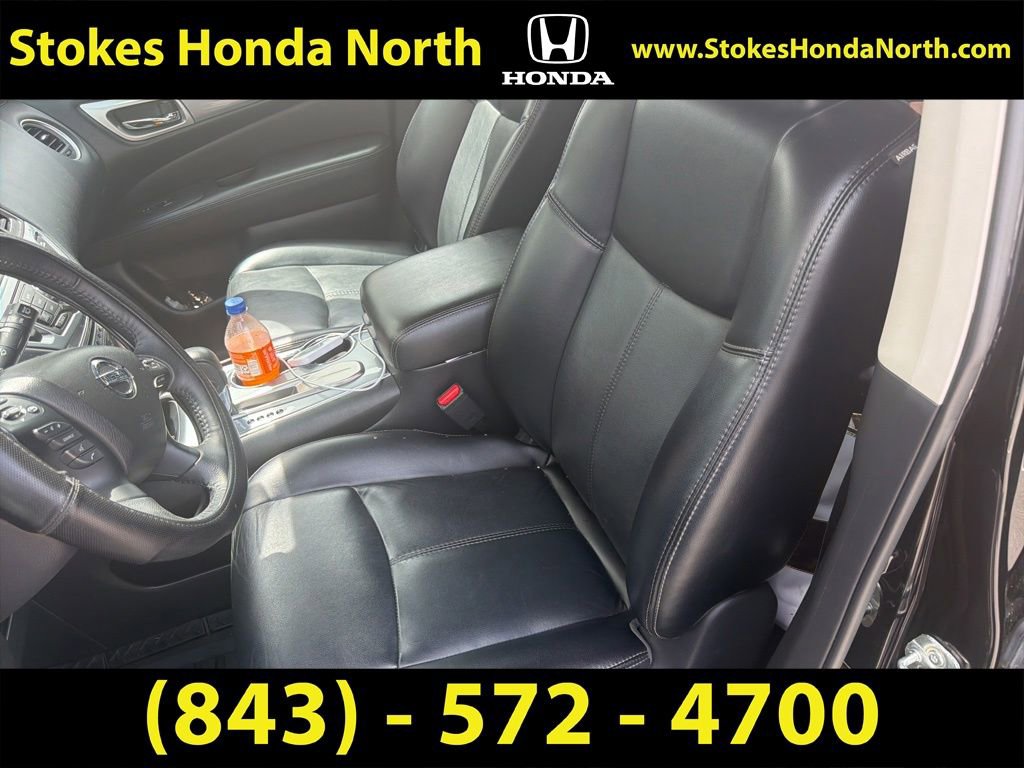Used 2019 Nissan Pathfinder SL w/ Cargo Package FWD image 3