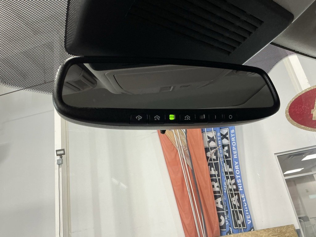 Used 2024 Nissan Armada SL w/ Captain's Chairs Package image 13