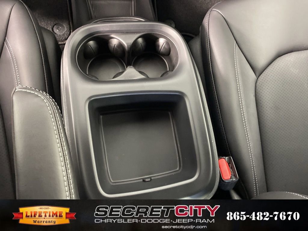 New 2026 Chrysler Pacifica Select image 28