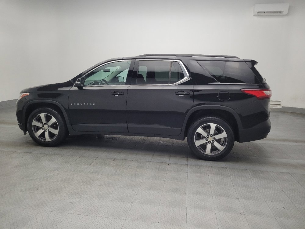 Used 2020 Chevrolet Traverse LT w/ LT Premium Package image 3