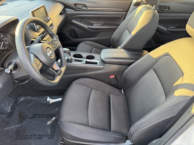 Used 2025 Nissan Altima 2.5 S image 11