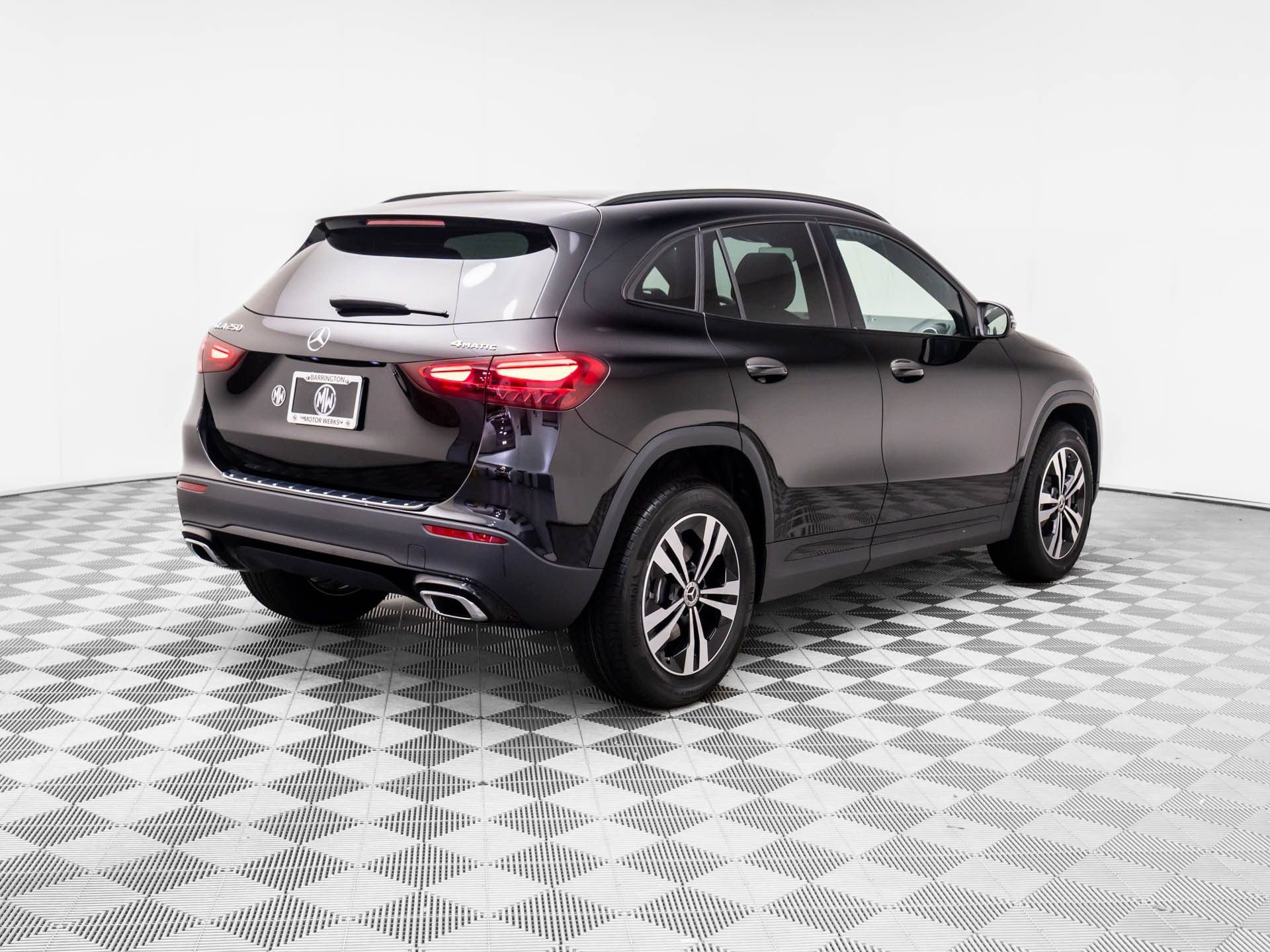 New 2026 Mercedes-Benz GLA 250 4MATIC image 6