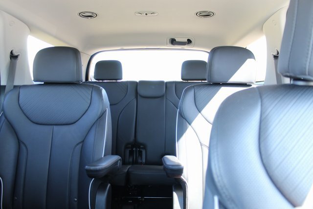 Used 2024 Hyundai Palisade SEL image 25