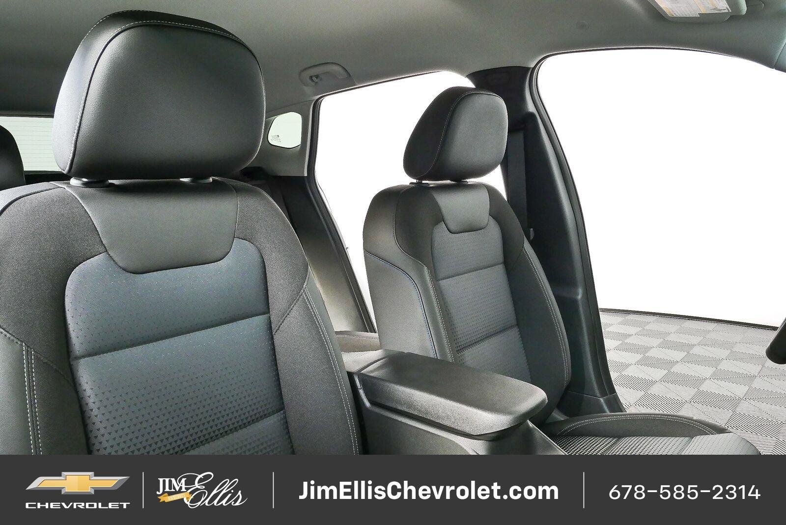 New 2026 Chevrolet Trax LT w/ Driver Confidence Package FWD image 21