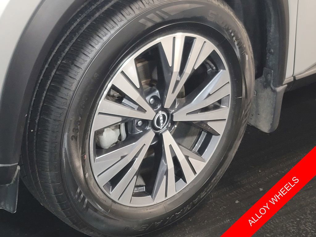 Certified 2023 Nissan Rogue SV image 6