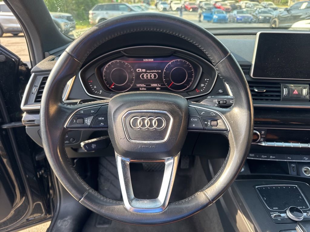 Used 2019 Audi Q5 2.0T Premium Plus w/ Premium Plus Package AWD/4WD image 11
