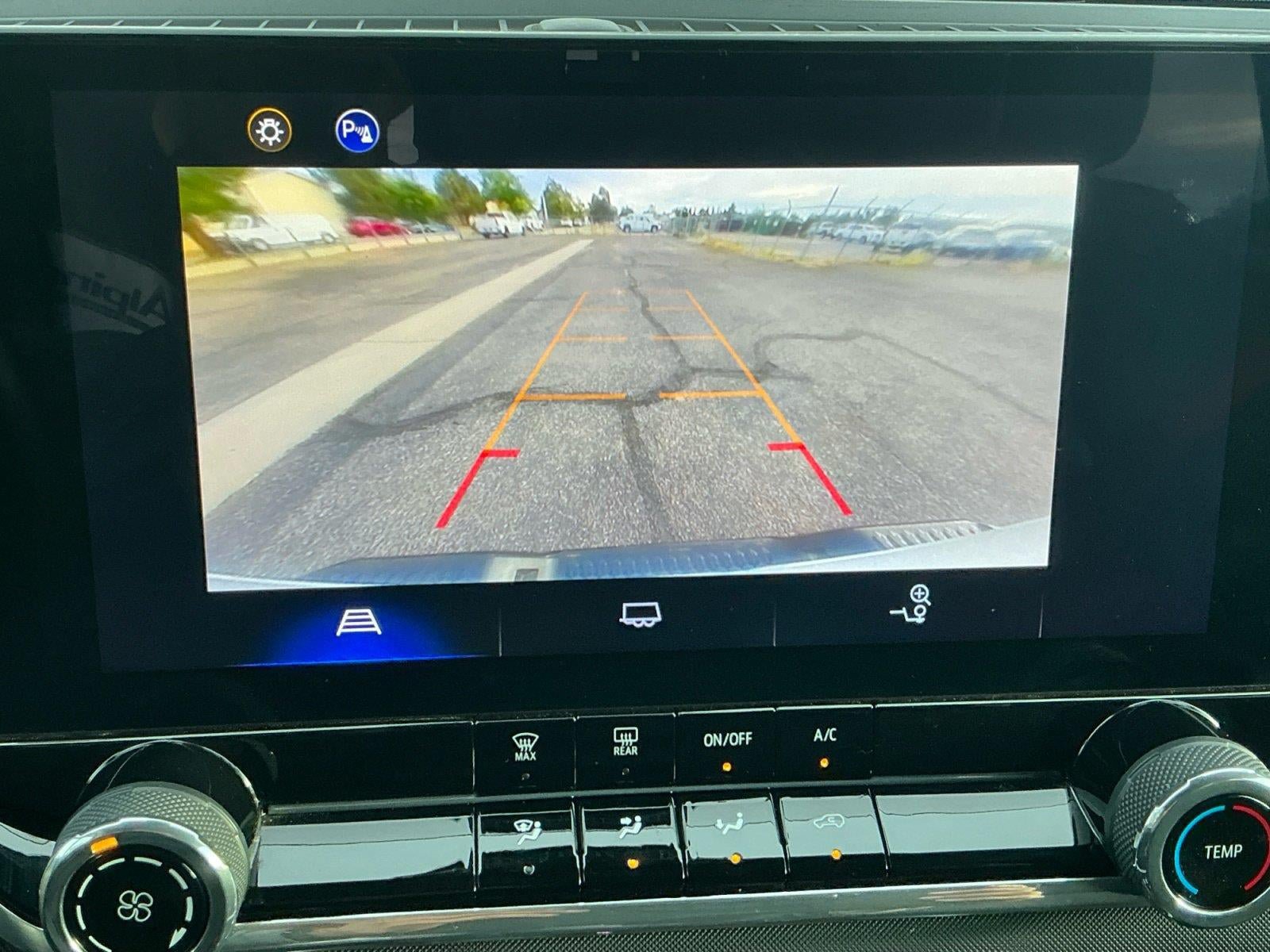 Used 2024 Chevrolet Colorado Z71 w/ Advanced Trailering Package AWD/4WD image 19